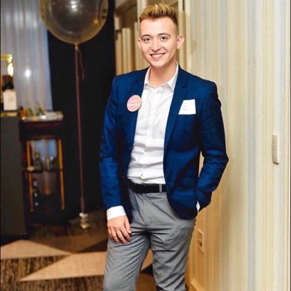 Meet your Posher, Collin!